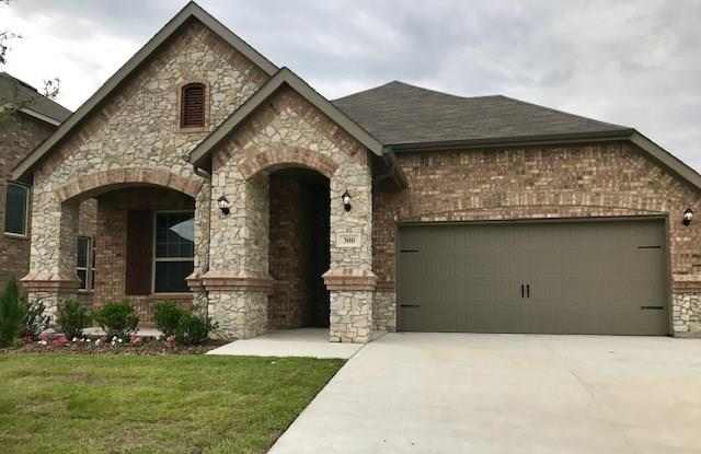 300 Sugar Creek Lane - 300 Sugar Creek Ln, Fort Worth, TX 76131