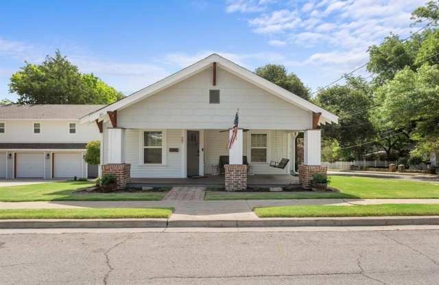 607 S Alamo Street photos photos