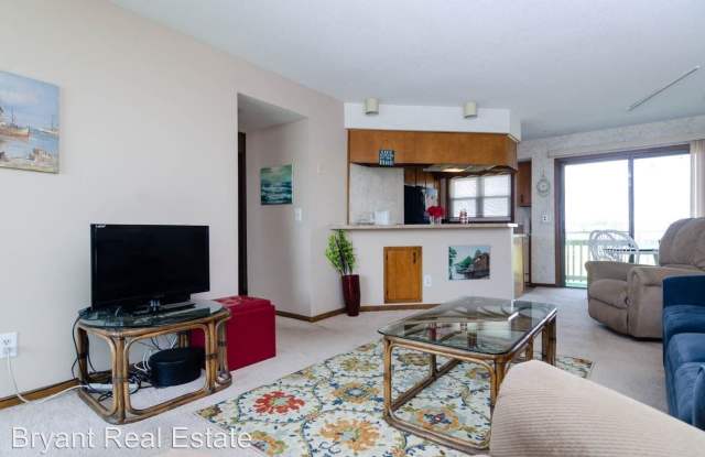 1717 Canal Drive, Unit 7A Gallery 4