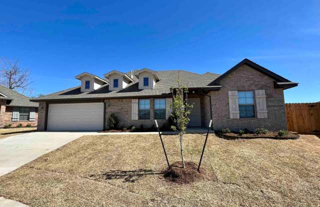 3 Bedroom 2 bathroom with office in Edmond photos photos