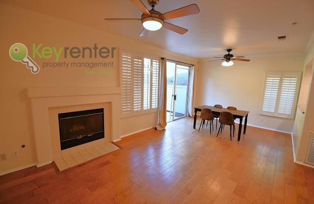 Two-Story Townhouse |Poway School District| 1.2 miles to I-15 Highway Gallery 3