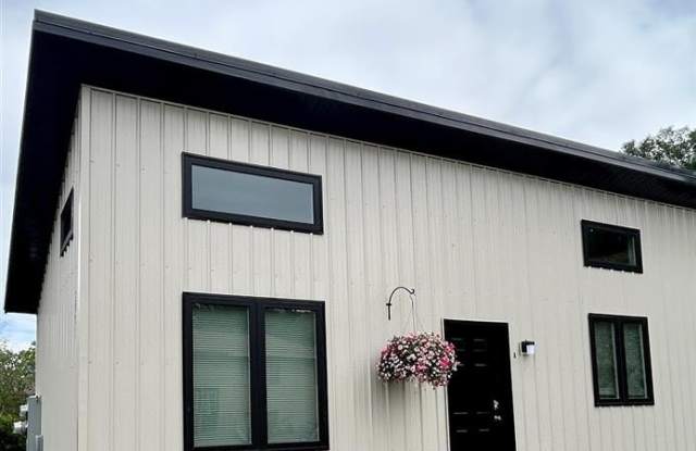 1008 Canyon View Ave photos photos