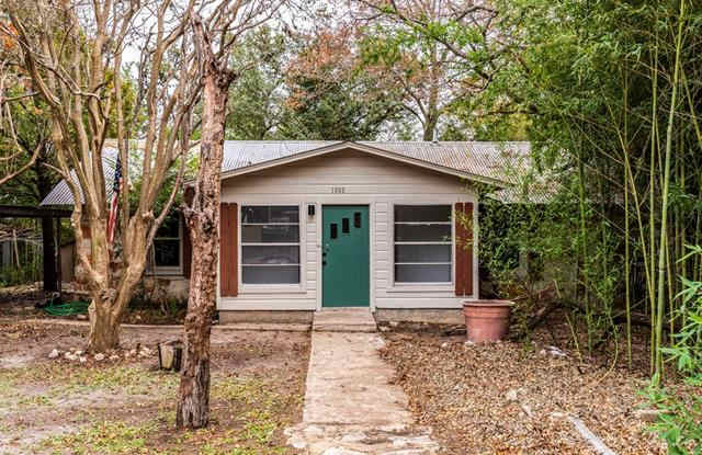 1009 Hillyer ST - 1009 Hillyer Street, San Marcos, TX 78666