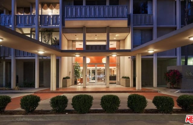 4411 LOS FELIZ - 4411 W Los Feliz Blvd, Los Angeles, CA 90027