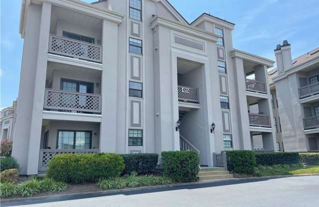 WATERFRONT Condo Gallery 1