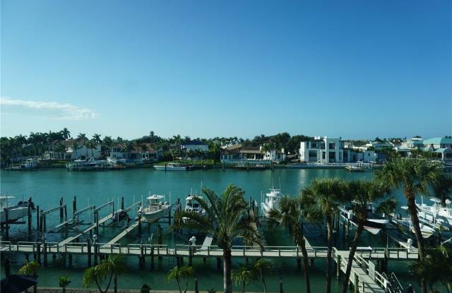 534 PINELLAS BAYWAY S Gallery 1