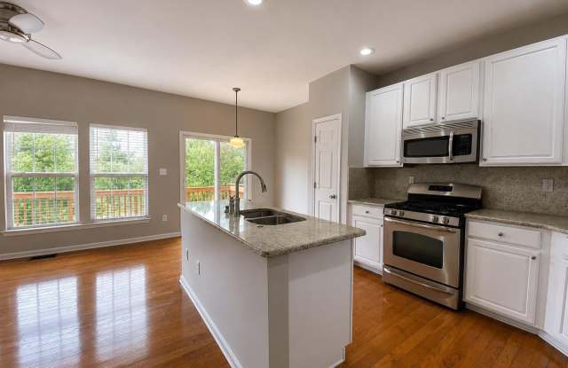 21002 KITTANNING Lane Gallery 1