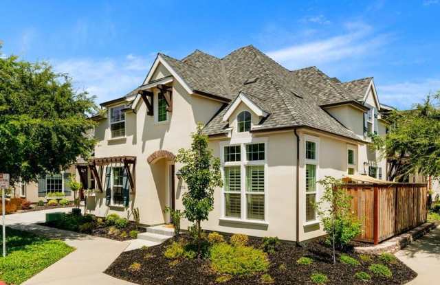Beautiful Corner-Lot Home in Roseville photos photos Beautiful Corner-Lot Home in Roseville photos photos