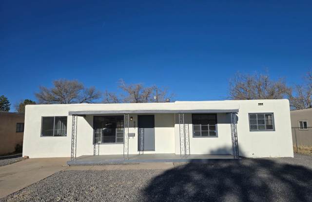 Centrally located in the NE Heights 4 bedroom, 1 3/4 Bath 1900 square feet. photos photos