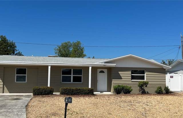 3617 WINDER DRIVE - 3617 Winder Drive, Beacon Square, FL 34691