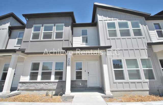 Modern 3 Bed Townhome in Nibley at 208 W 3175 S Logan photos photos