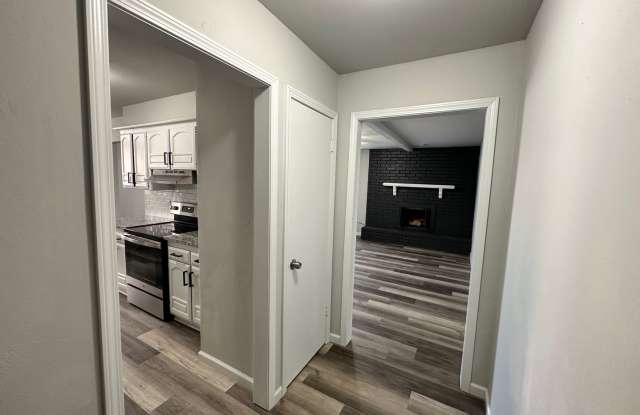 Remodeled 3bed/2bath Home Available in Yukon, OK! photos photos