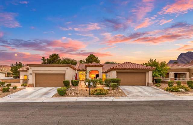 Beautifully Updated 2bd Sun City Summerlin Home with Resort-Style Amenities photos photos Beautifully Updated 2bd Sun City Summerlin Home with Resort-Style Amenities photos photos