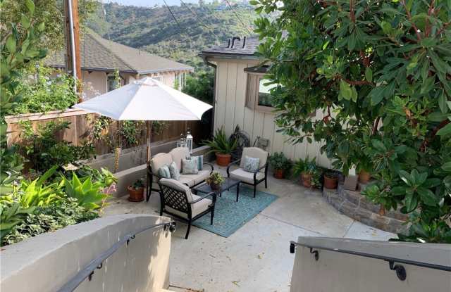 1450 Bluebird Canyon Drive Gallery 3