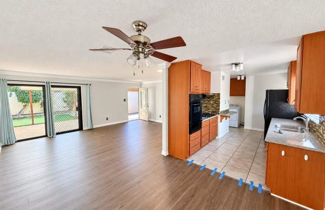 5 Rooms, Great Covered Patio!! Gallery 3