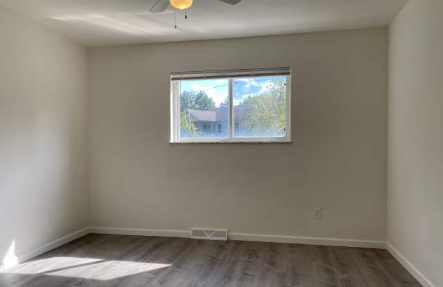3972 Brittany Circle - A Gallery 3