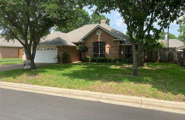 6209 Suffolk Drive - 6209 Suffolk Drive, Arlington, TX 76001