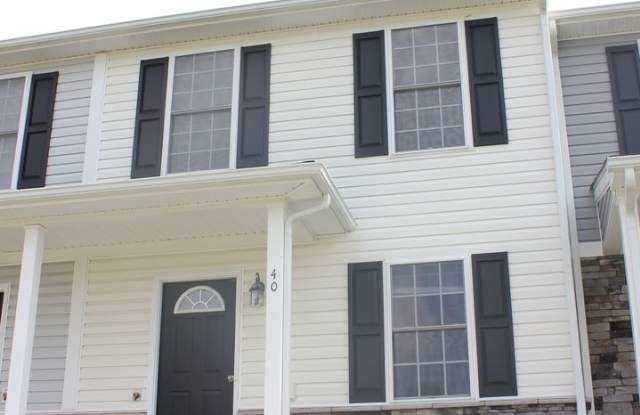2 Master Suite Townhome for Rent - 40 Emerson Lane, Harrisonburg, VA 22802
