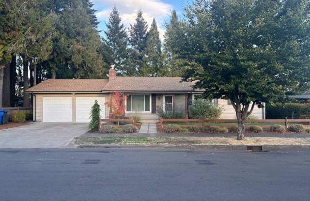 Beautifully Remodeled 3 Bedroom 1 Bathroom Home! Gallery 1