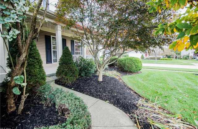1600 Elderberry Ln Gallery 2