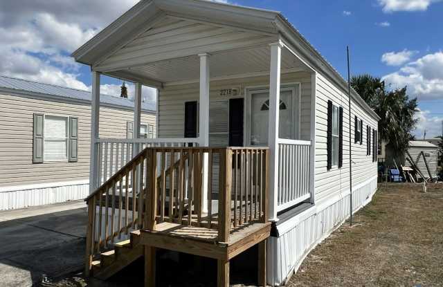 2218 Chicago Cubs St photos photos 2218 Chicago Cubs St photos photos