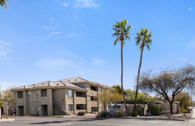 2-bedroom, 2-bathroom condo in the Cliffs at North Mountain photos photos