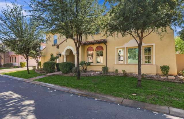 1945 West Grand Canyon Drive Gallery 2