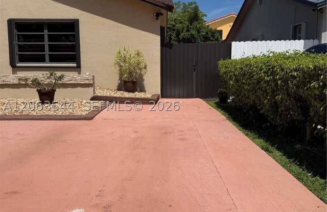 10903 SW 146th Ct Gallery 2