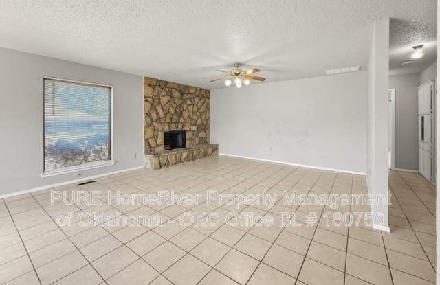 7206 Kings Manor Ct Gallery 3
