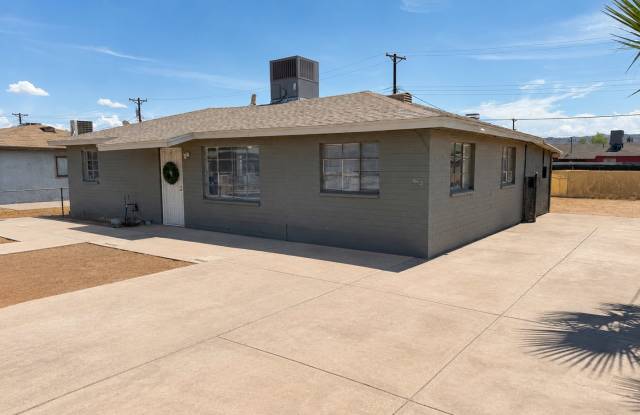 Bright & Comfortable Living in Prime Phoenix Location photos photos Bright & Comfortable Living in Prime Phoenix Location photos photos