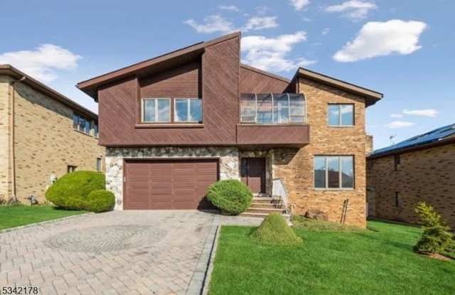 18 Jani Ct photos photos