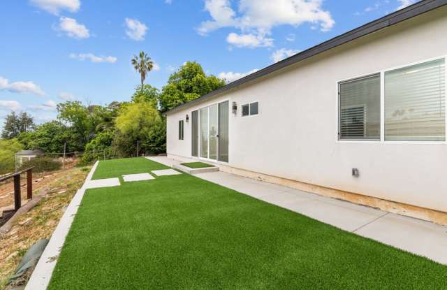 Overlooks SDSU! Gallery 1