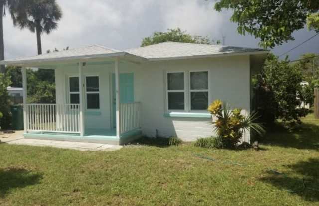 152 Daytona Ave photos photos