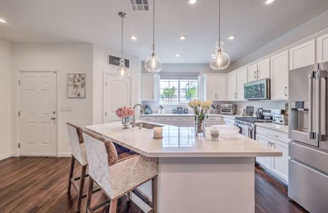 Stunning Skye Canyon Home in gated community with Loft  Upgrades photos photos