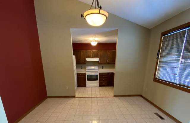 4 Bedroom House with 2 Car Garage in Billings Heights Gallery 4