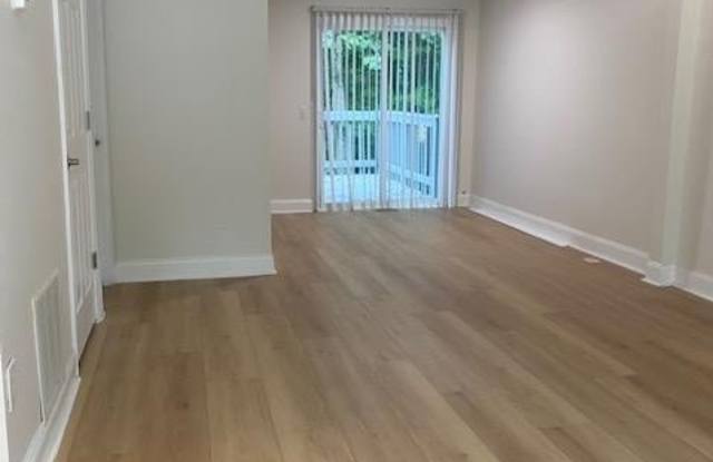 14321 LONG GREEN Drive Gallery 4