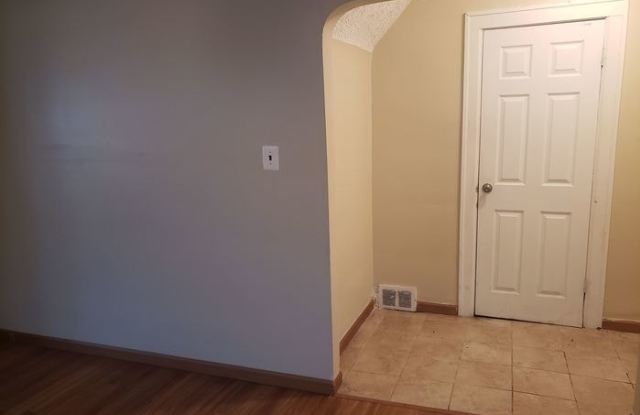 16906 Stoepel Street, LOWER Gallery 4