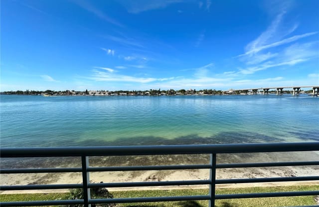 6083 BAHIA DEL MAR CIRCLE - 6083 Bahia Del Mar Circle, St. Petersburg, FL 33715
