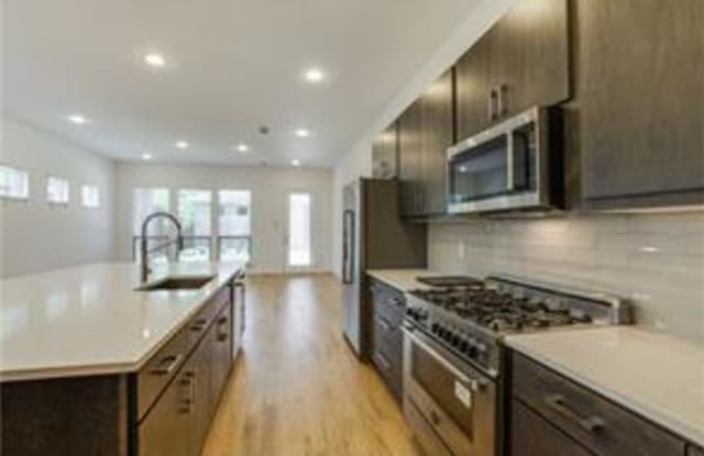 2419 KNIGHT Street - 2419 Knight St, Dallas, TX 75219
