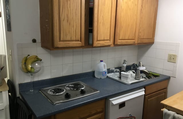 10 Keswick St # 4 - 10 Keswick Street, Boston, MA 02215