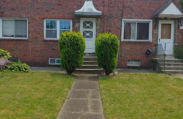 1594 EUCLID AVENUE photos photos