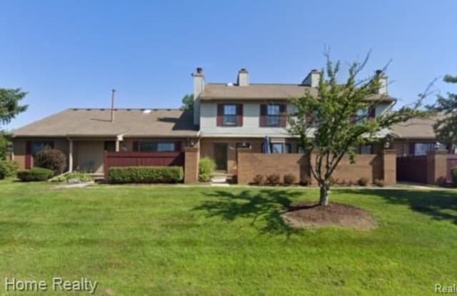 38872 COUNTRY Circle - 38872 Country Circle, Farmington Hills, MI 48331
