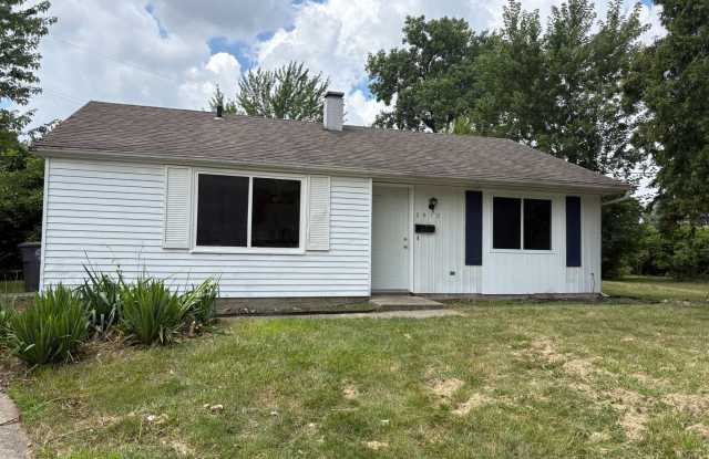 Freshly Updated- 3 Bedroom Ranch Located at 2812 Larwill Ct photos photos