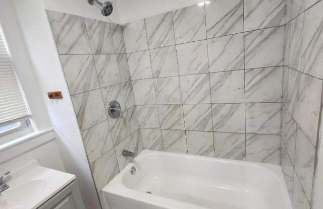 69 Seymour Ave photos photos