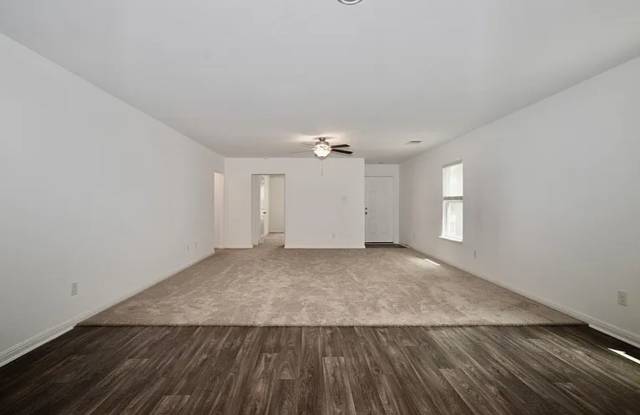 Spacious & Elegant One-Story Living in Stonebridge Crossing Gallery 4