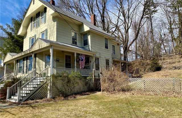 45 Colonial Avenue - 45 Colonial Ave, Warwick, NY 10990