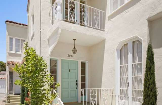 2011 Beachwood Drive - 2011 Beachwood Drive, Los Angeles, CA 90068