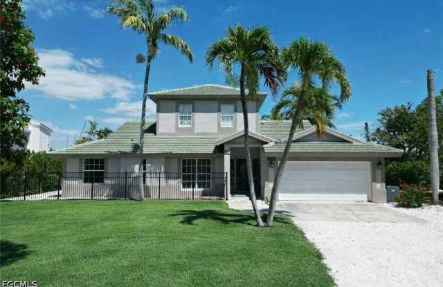 780 Beach Road Gallery 1