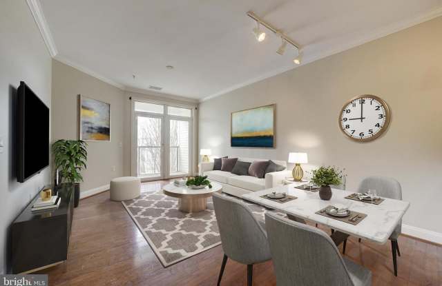 1391 Pennsylvania Ave. Se - 1391 Pennsylvania Avenue Southeast, Washington, DC 20003