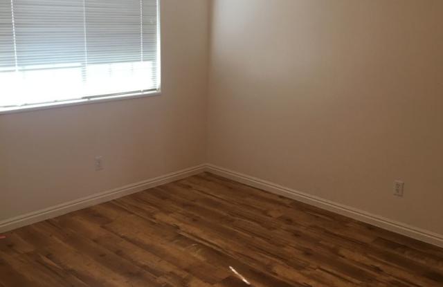 221 W 1458 S photos photos